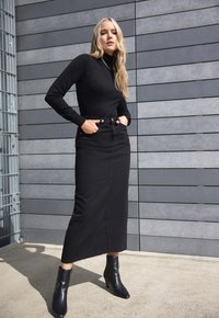 Long Tall Sally ROLL NECK   - Maglione - black