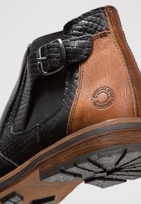 Bullboxer Botines - black