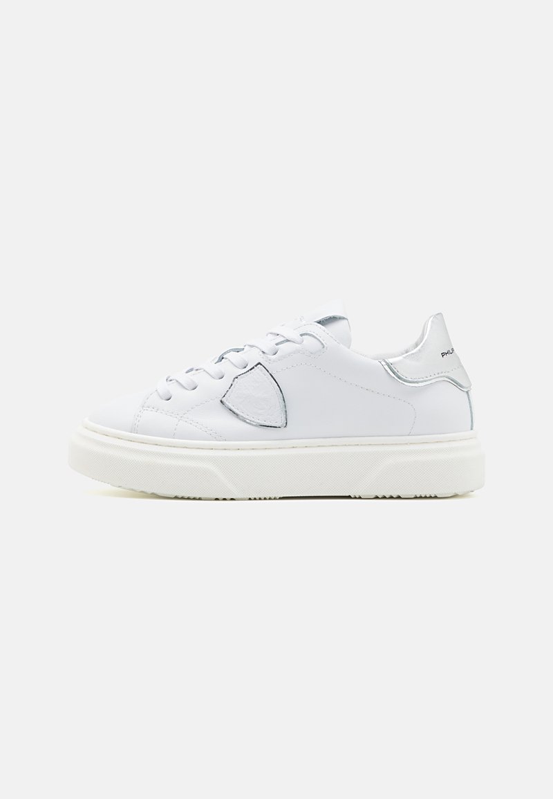Sneakers low