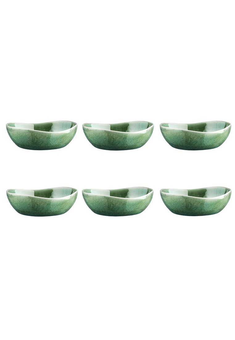 Set di sei ciotole in ceramica, colore verde sfumato, design ondulato, superficie liscia, bordi leggermente arrotondati e finitura lucida.