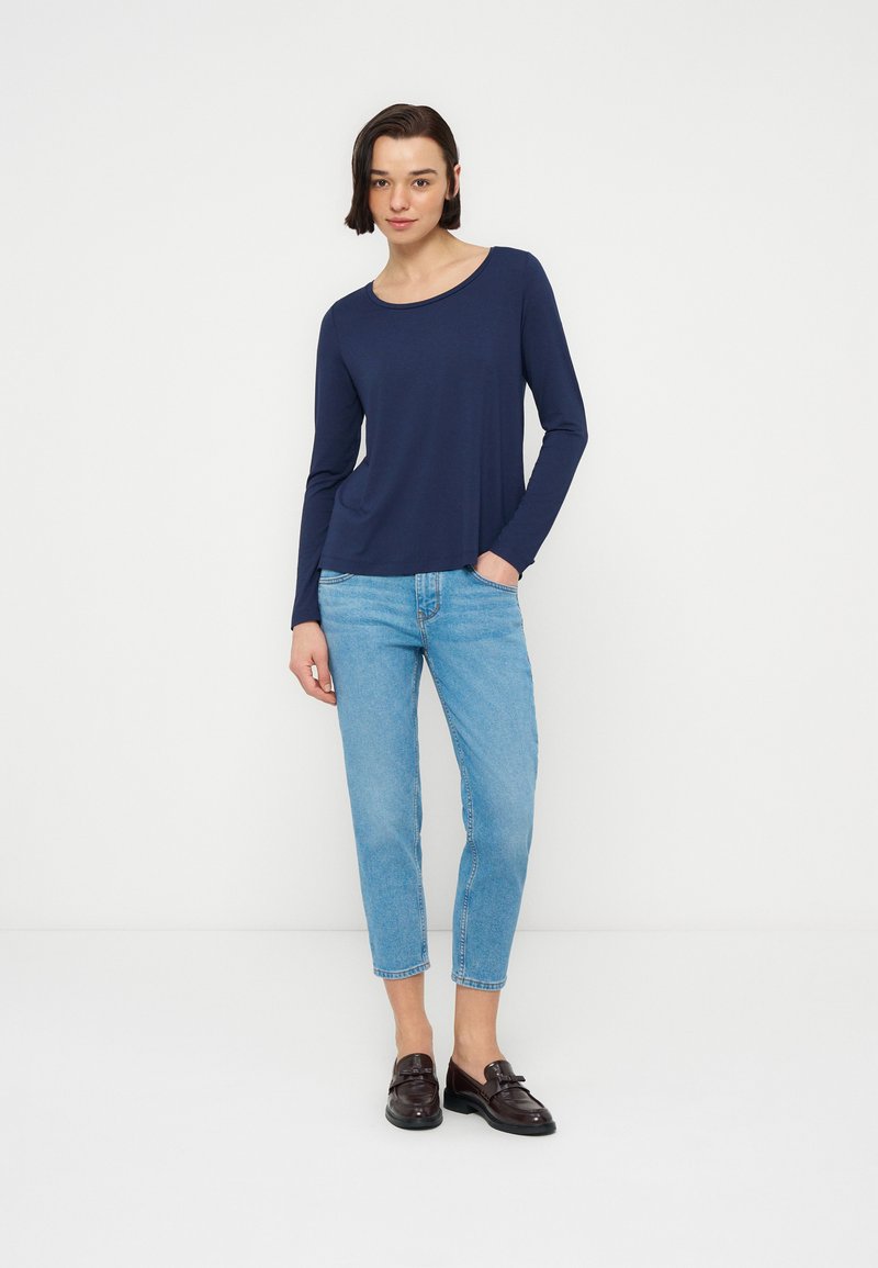 Langarmshirt