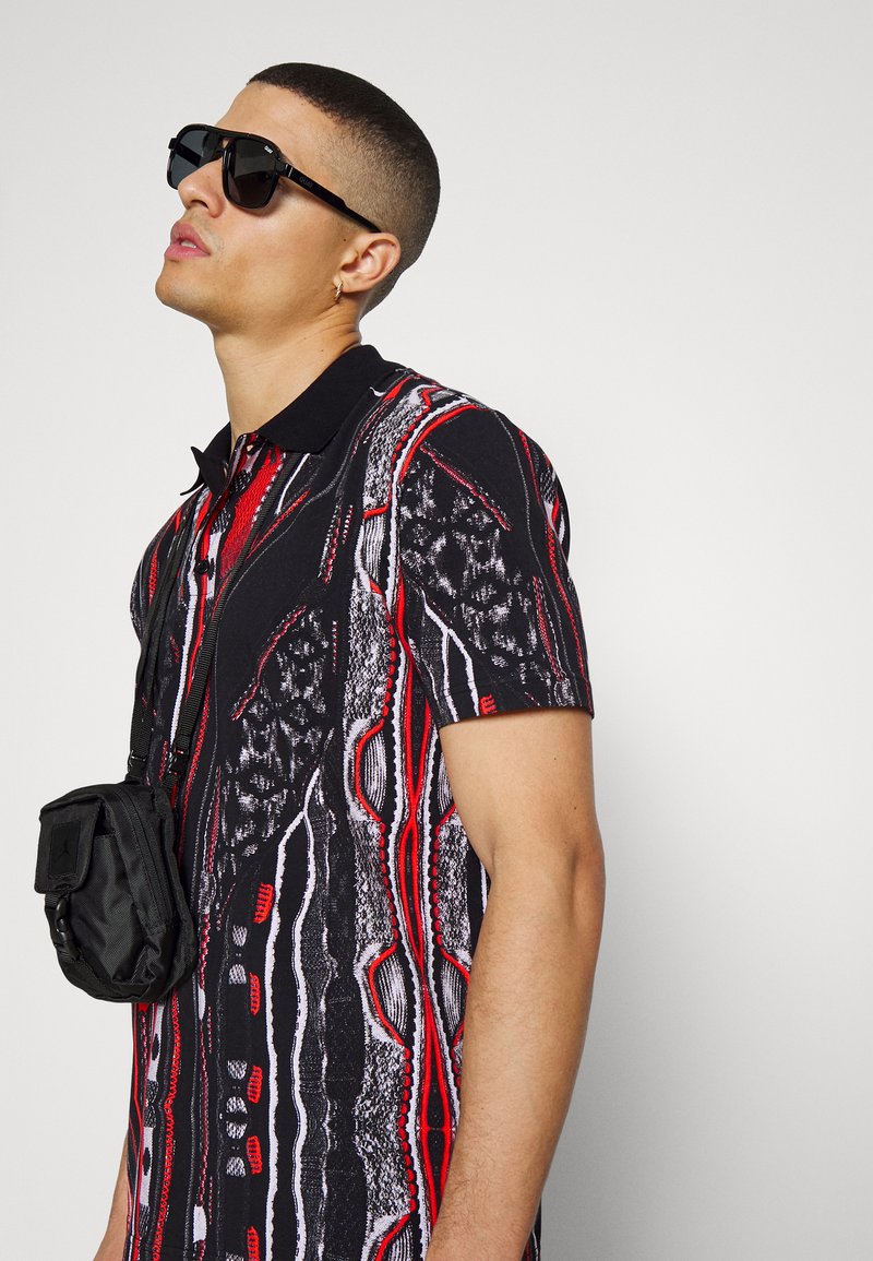 Carlo Colucci - Polo shirt - red/black, Enlarge