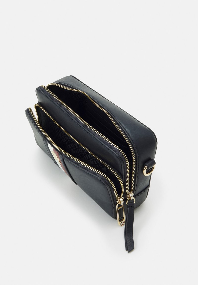 Tommy Hilfiger ICONIC CAMERA BAG PUFFY Cross body bag blue