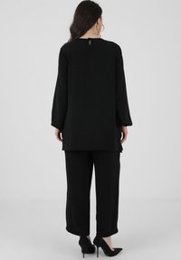 Modanisa CREW NECK - PLUS SIZE - ALIA - Kalhoty - black