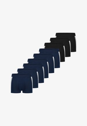 Negen paar herenboxershorts in marineblauw en zwart, elk met witte zijstrepen, gerangschikt in twee diagonale rijen.