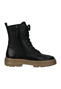 Botas de tobillo de cuero negro con cordones en la parte delantera y cremallera lateral, con un upper texturizado y suela de goma beige contrastante.