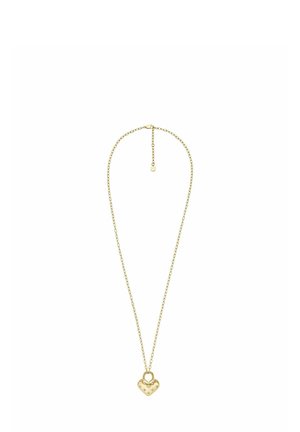 Collier en or avec un design de maillons de chaîne et un pendentif en forme de cœur présentant des motifs en relief et une petite boucle pour le suspendre.