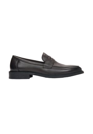 Czarne skórzane loafersy o gładkim wykończeniu, z delikatnym podniesionym przeszyciem i niskim obcasem. Klasyczny design o stonowanej elegancji.