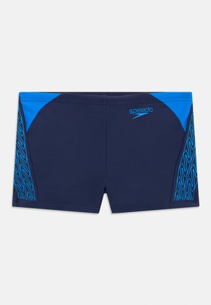 Shorts de bain marine avec des accents bleus, un motif latéral texturé et le logo "Speedo". Fabriqués en tissu lisse et extensible pour plus de confort.