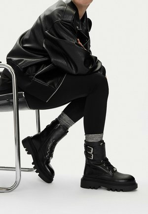 Juicy Couture, JUICY COUTURE BOOTS WOMEN'S BLACK CEO-HY63020S-2 - Bottines de cowboy / motard - black