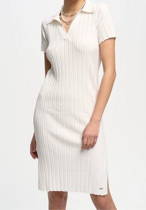 Pouzdrové šaty - beige