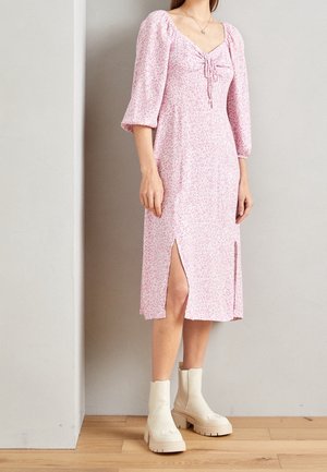 Robe de jour - pink