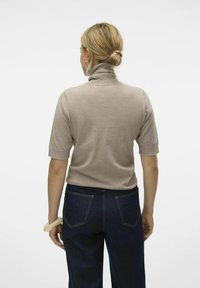Vero Moda FANTASTIC - T-shirt basic - moon rock