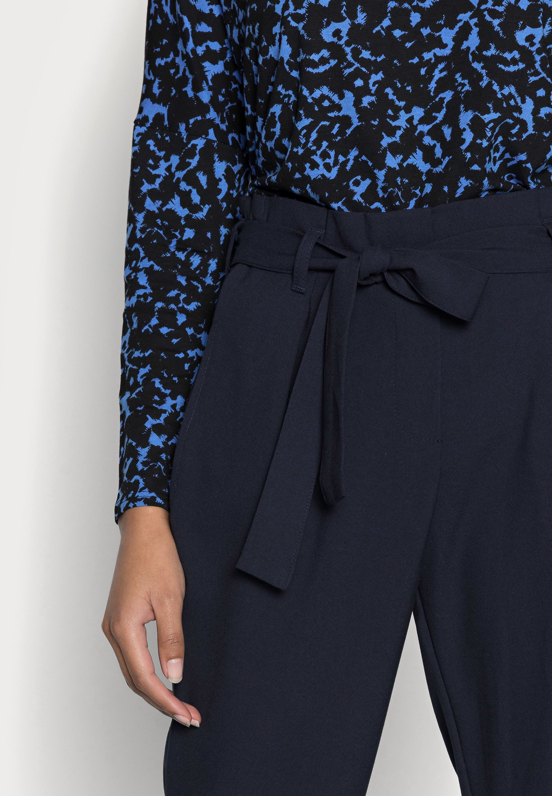 Women ONLHERO LIFE PANT - Trousers Women ONLHERO LIFE PANT - Trousers