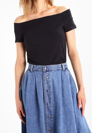 T-shirts basic - black