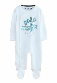 Witte katoenen romper met drukknoopjes, lange mouwen en een voetjesontwerp, met een grafische print met de tekst "GEBOREN IN 2026" in blauw en groen.