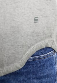 G-STAR T-shirt med print - grey