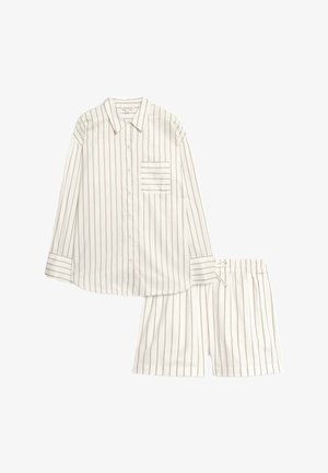 Hvid button-up pyjamasoverdel med vertikale, tynde brune striber og matchende stribede shorts med snøre i livet.