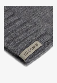 Wybrany, mottled dark grey