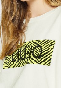 Liu Jo Jeans Maglione - white