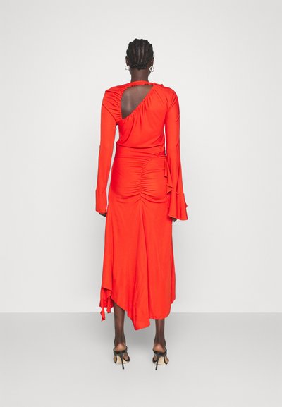 Victoria Beckham ASYMMETRIC SLASH DRESS - Φόρεμα από ζέρσεϊ - crimson