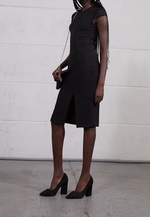 RAID Wide Fit Escarpins à talons hauts - black