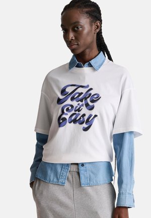 WITH SLOGAN - T-shirt imprimé - white