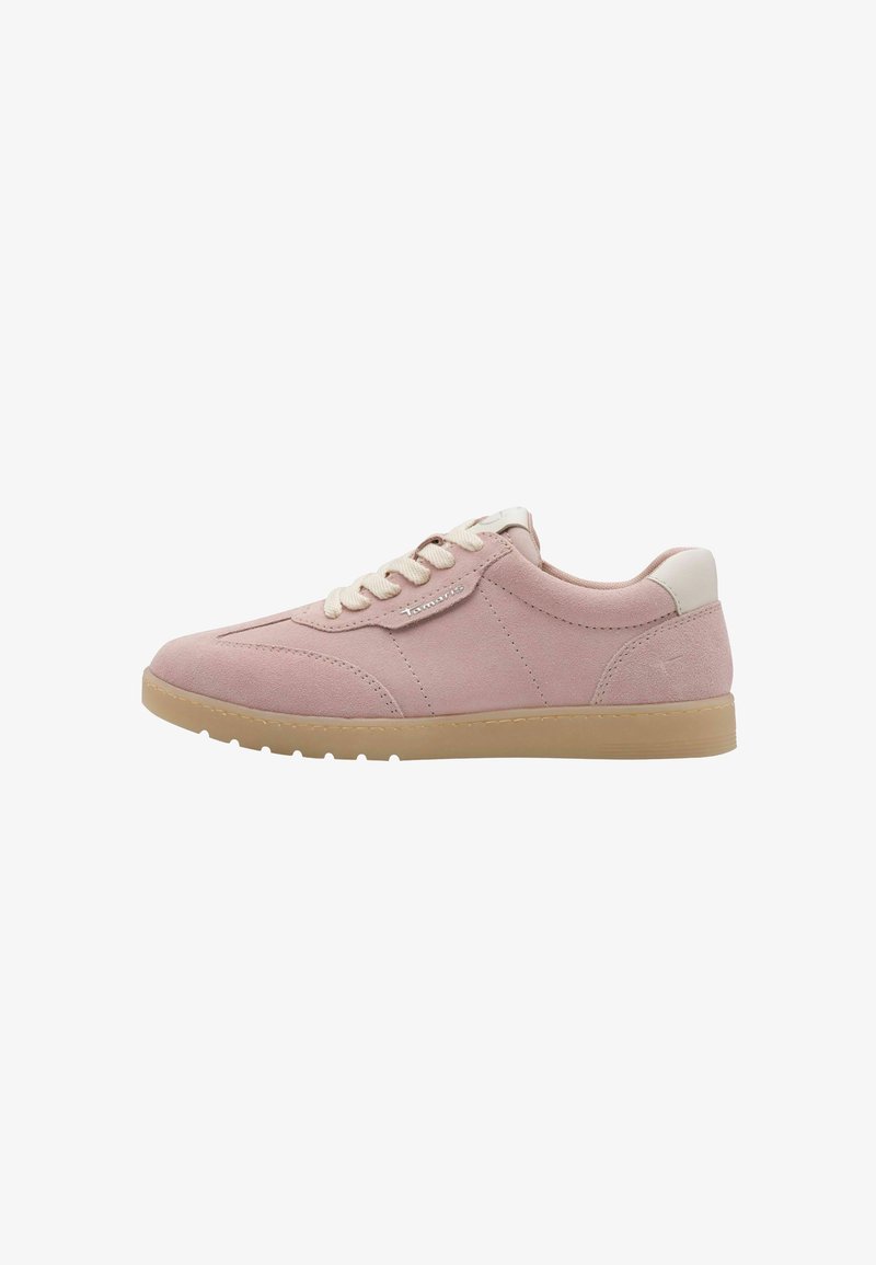 Baskets en daim rose avec un accent en cuir lisse au talon, bout arrondi et semelle en caoutchouc. Comprend des lacets assortis et des détails cousus.