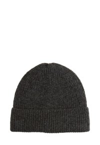 Donkergrijze gebreide beanie met een geribbelde textuur en een omgeslagen rand voor verstelbaarheid, gemaakt van warme, zachte stof.