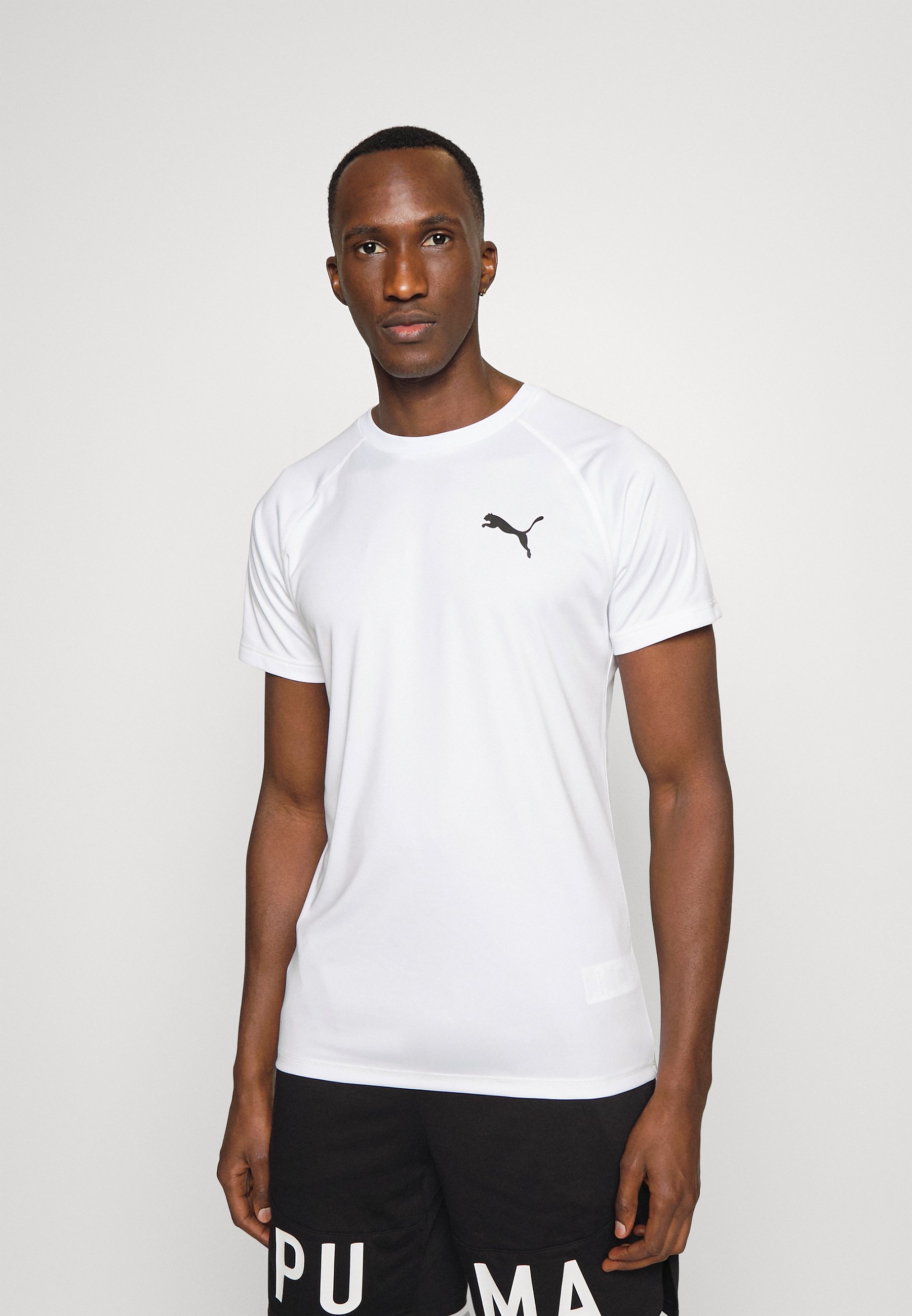 Puma TEE - Print T-shirt - puma white 