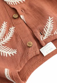 Next REGULAR FIT - Buksedragter - rust palm tree