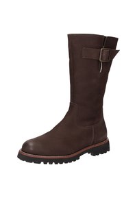 Bota de cuero marrón hasta la rodilla con un detalle de hebilla, costuras cosidas, suela de goma y acabado texturizado. Presenta una puntera redondeada y una suela de tracción robusta.