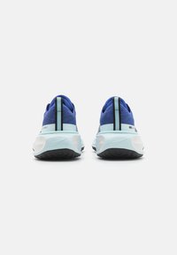 Nike Performance INVINCIBLE 3 - Chaussures de running sur route - royal blue