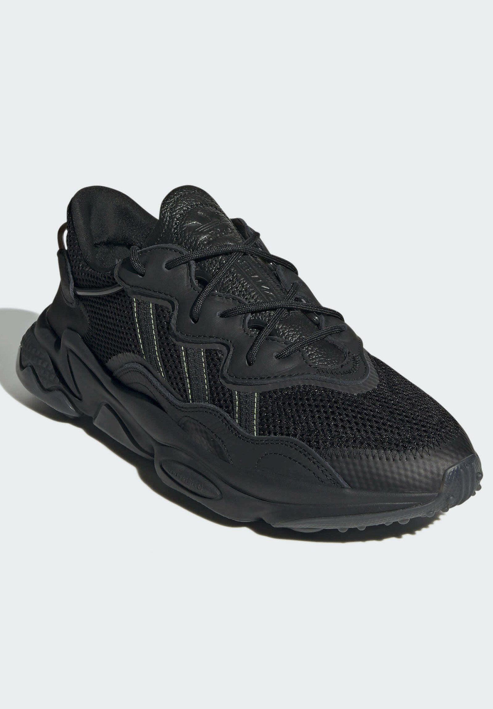 adidas Originals OZWEEGO - Sneakers laag - black/Zwart - Zalando.nl
