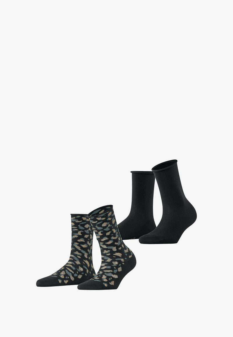 Deux paires de chaussettes : une paire arbore un motif léopard en noir, beige et gris ; l'autre paire est entièrement noire avec une texture lisse.
