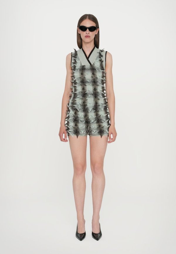 CHEQUERED SPIKEY  - Top2