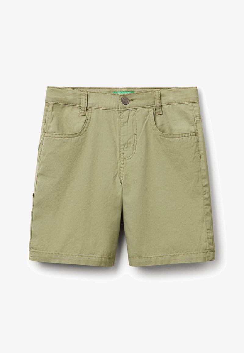 Khaki šortky vyrobené z bavlněné směsi, s několika kapsami, zapínáním na knoflík a kontrastním prošíváním.