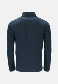 Ciemnoniebieska polarowa kurtka z wysokim kołnierzem, długimi rękawami raglanowymi i gładką fakturą, cechująca się minimalistycznym wzornictwem bez widocznych elementów metalowych.