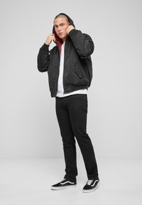 Brandit LORD CANTERBURY HOODED - Užtrauktuku užsegamas treningas - black