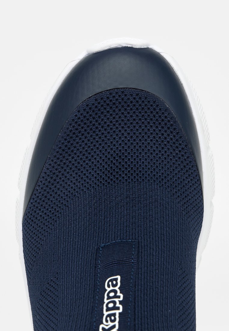 Sneaker low