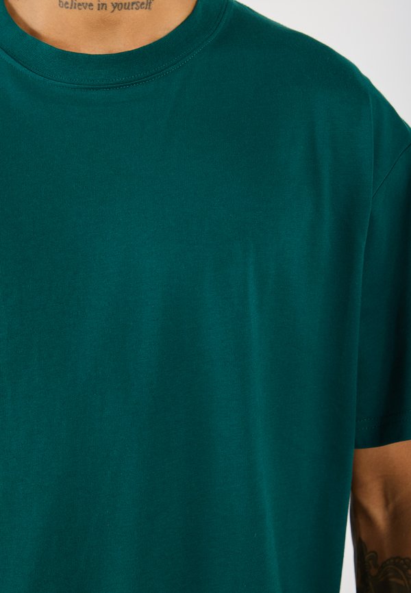 UNISEX - Basic T-shirt - botanical garden2