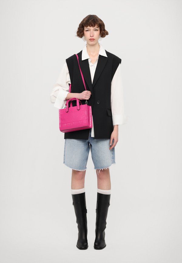 GIGISM  - Handbag - wild berry