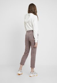 VILA Pantalon classique - sand
