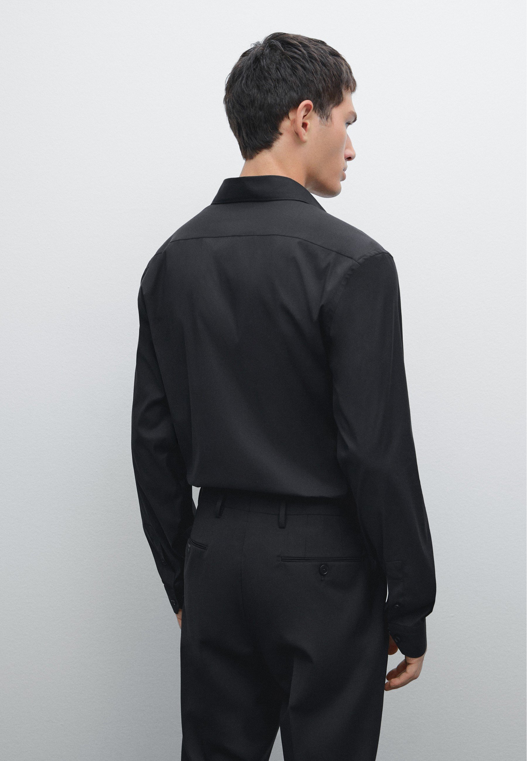 ★MASSIMO DUTTI★ リネン ギンガムシャツ 黒 NvQtcUHi8hTG.jpg?width=768