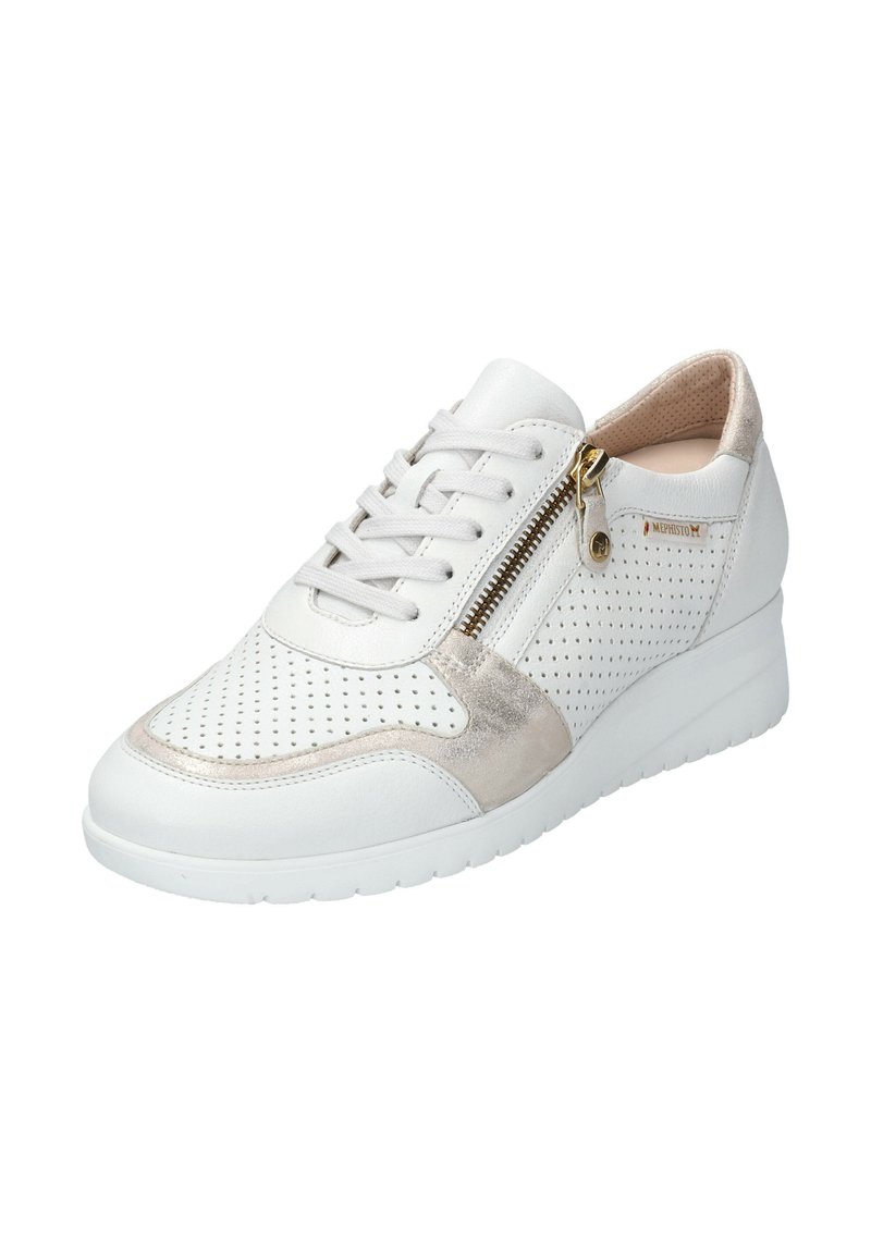 Baskets en cuir blanc avec des panneaux perforés, un accent en suède beige et une fermeture éclair sur le côté. Semelle surélevée pour plus de hauteur.