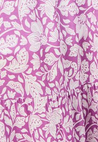 Damart À VOLANTS  - Gonna a campana - violet fleuri