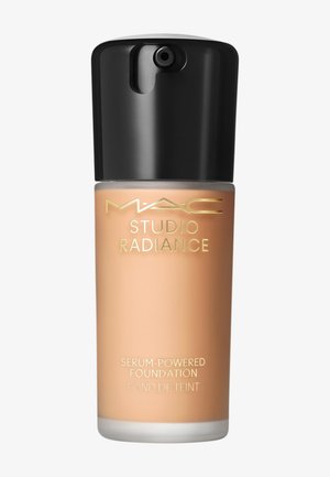 STUDIO RADIANCE SERUM-POWERED FOUNDATION - Foundation - nw22