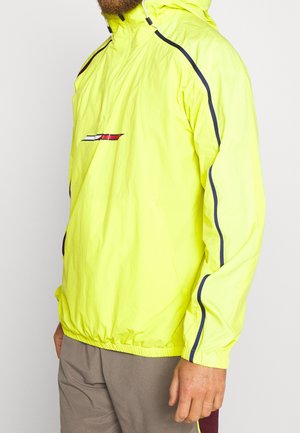 Cortaviento - neon green
