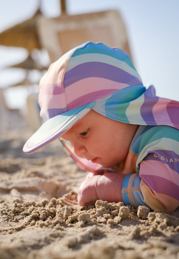 UV RAINBOW – Hut – rainbow