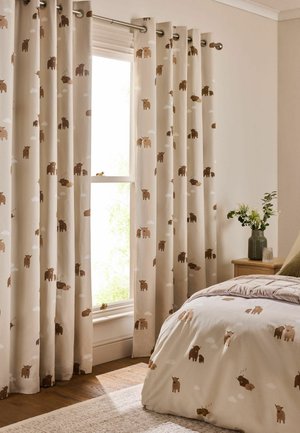 Next, HAMISH THE HIGHLAND COW BLACKOUT THERMAL EYELET CURTAINS UNISEX - Curtains - natural